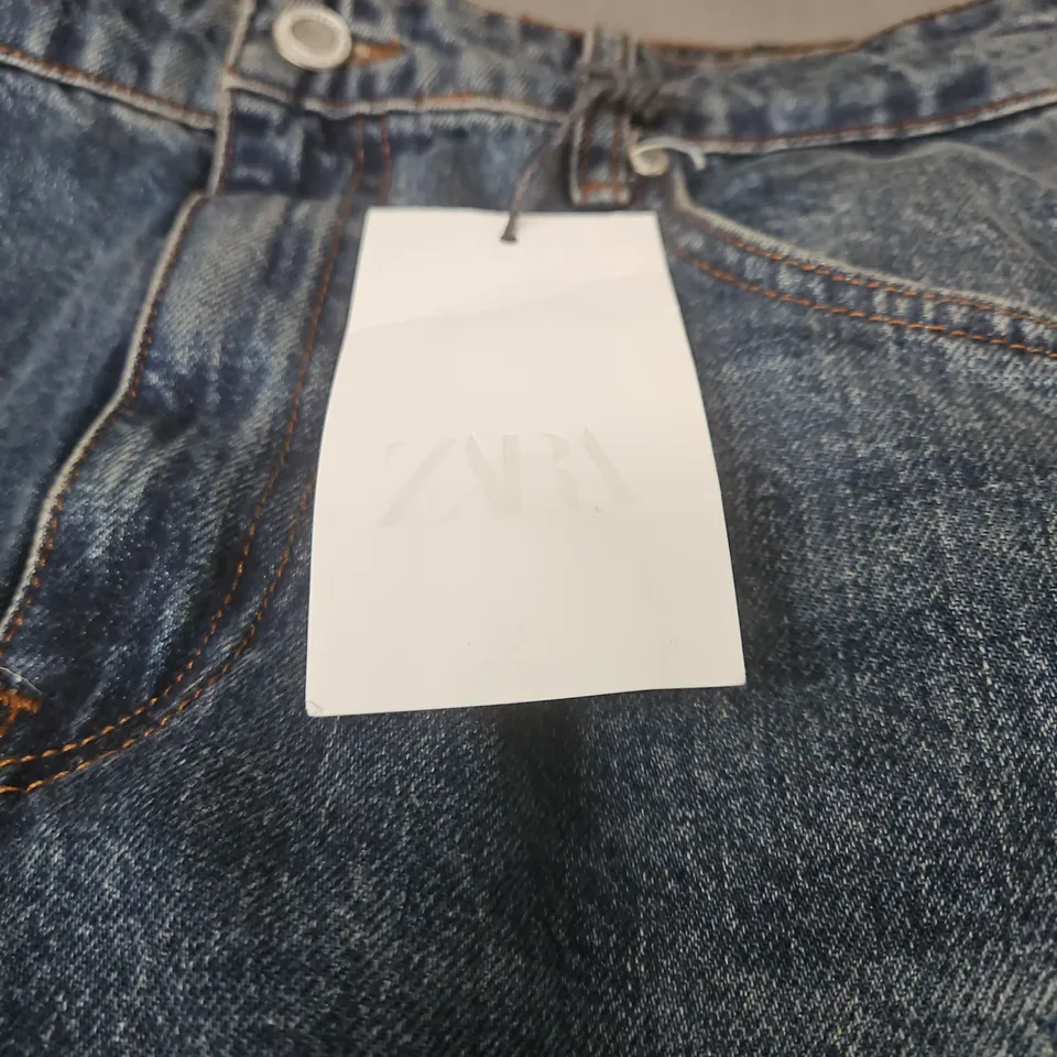 ZARA WOMEN’S DENIM JEANS – UK 12 (EU 40) – MID-BLUE, ZIPPOCKETS