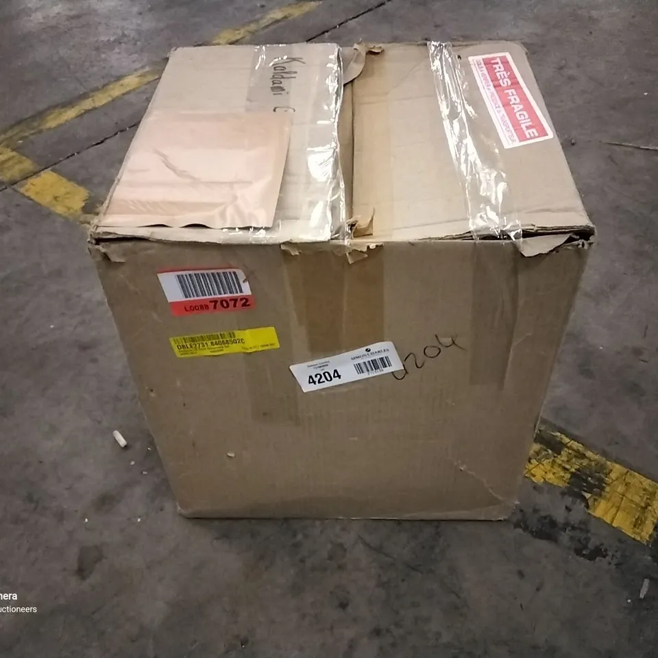 BOXED KERSTANSKI 18 PIECE DINNERWARE SET