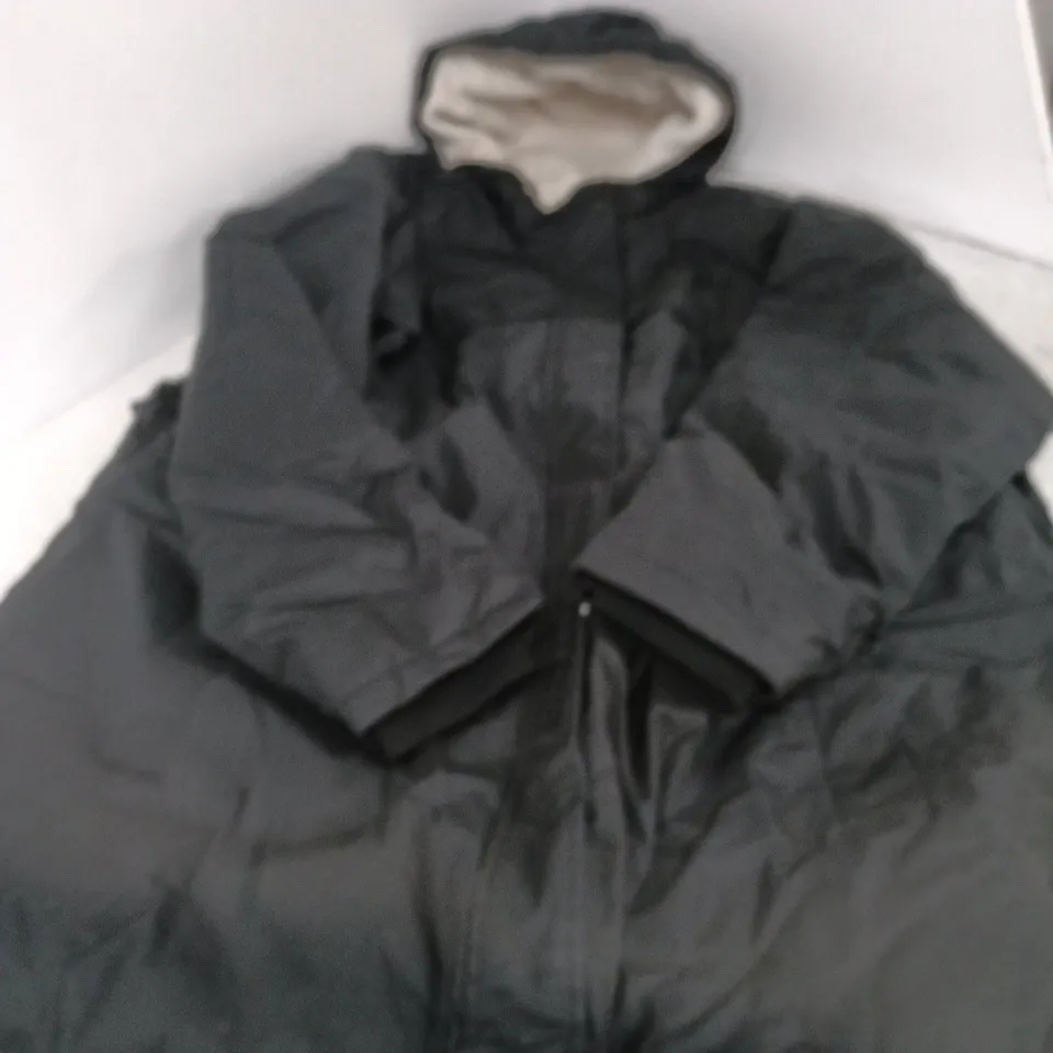 CENTIGRADE BORG-LINED PADDED RAINCOAT - SIZE F5