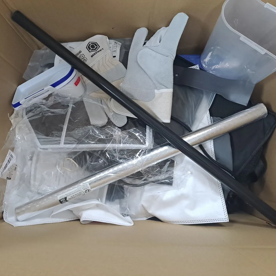 LARGE BOX OF APPROXIMATELY 15 ASSORTED HOUSEHOLD  ITEMS TOO INCLUDE WALLPAPER , CUTTING MAT , FLOAT SWITCH , ETC 