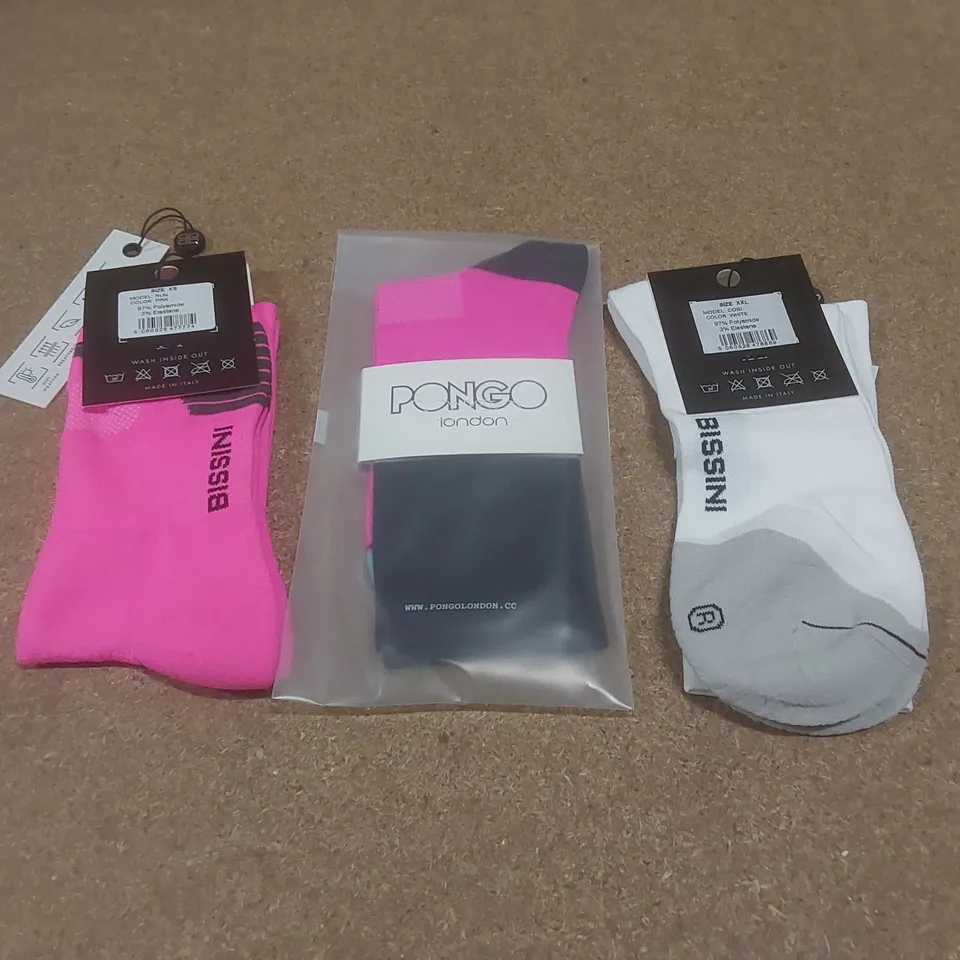 BOX TO CONTAIN A LARGE QUANTITY OF BRAND NEW PAIRS OF PONGO LONDON AND BISSINI CYCLING SOCKS - COLOURS AND SIZES VARY // 1 PAIR PER PACK