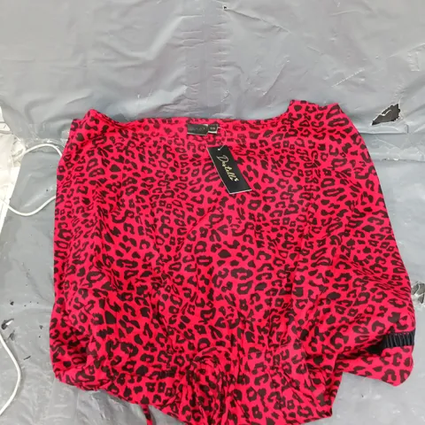 LOT OF 24 BRAND NEW DESTELLO S/M RED ANIMAL PRINT TUNIC 