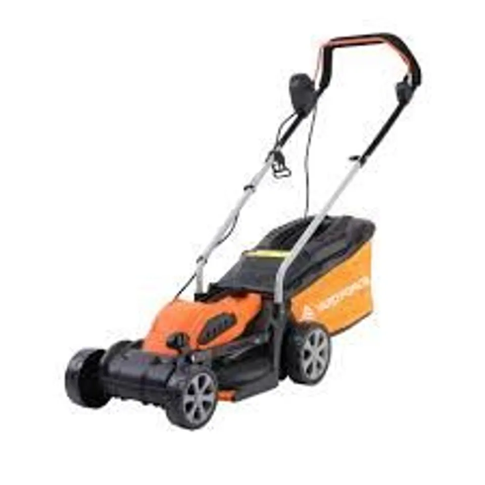 BOXED YARD FORCE 1200W 32CM ELECTRIC LAWNMOWER WITH 30L GRASS BAG AND REAR ROLLER - EM U32