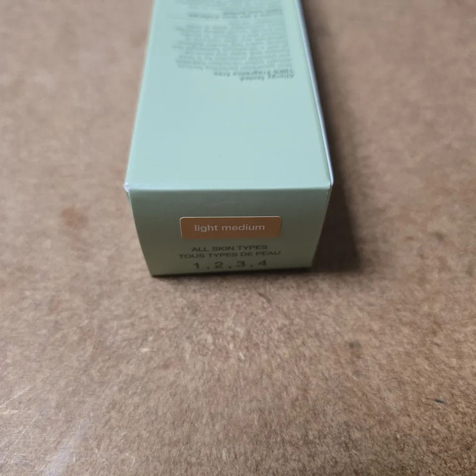 CLINIQUE MOISTURE SURGE CC CREAM SPF 30 LIGHT MEDIUM ALL SKIN TYPES
