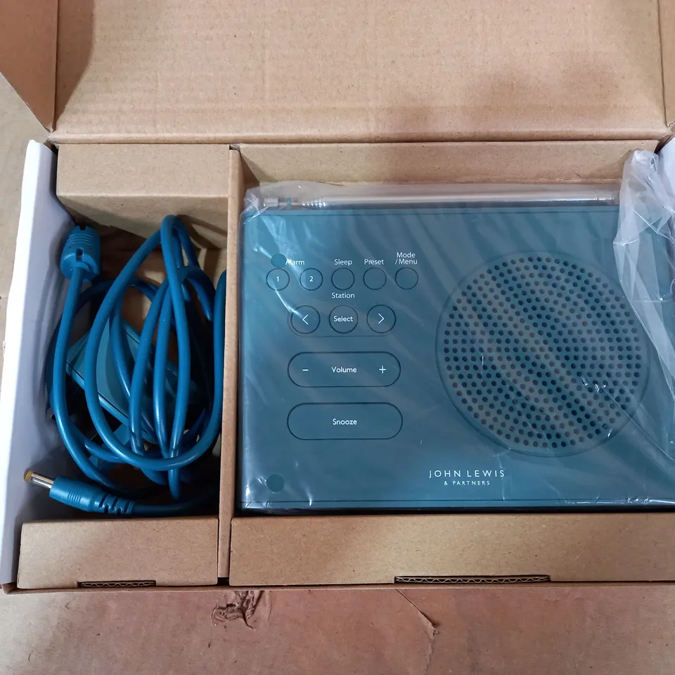 BOXED DESIGNER DAB+/FM DIGITAL ALARM CLOCK RADIO