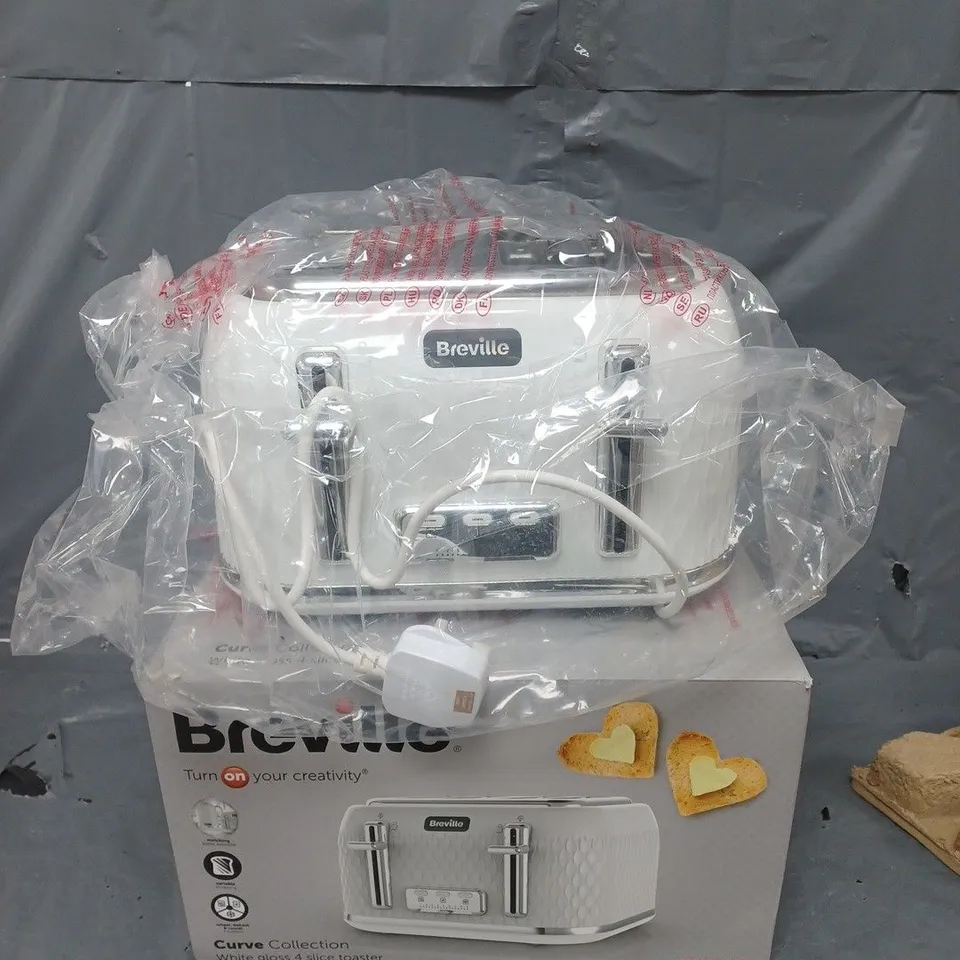 BOXED BREVILLE CURVE COLLECTION WHITE GLOSS 4 SLICE TOASTER 