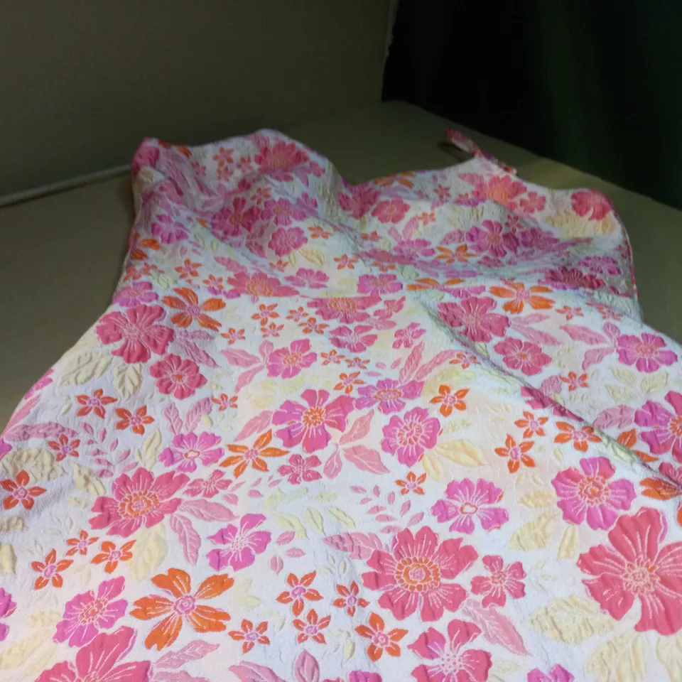 OASIS PINK FLORAL JAQURD MIDI DRESS - SIZE 10