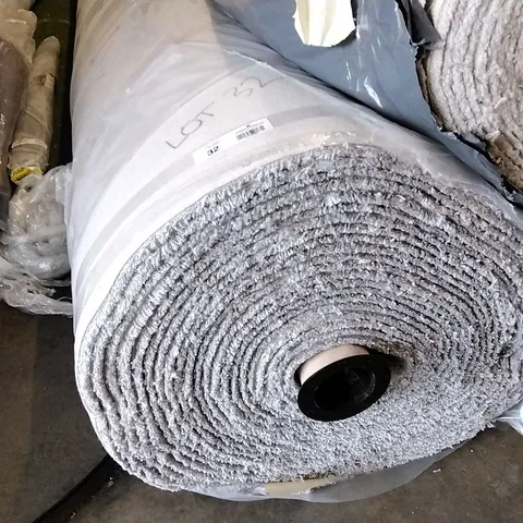 ROLL OF KESARI LUXE GREY CARPET APPROXIMATELY 5X30M