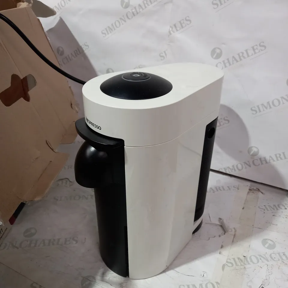 BOXED MAGIMIX NESPRESSO VERTUO PLUS 