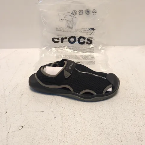 CROCS SWIFTWATER MESH DECK SANDAL – MEN'S, BLACK, UK 8 (US 9) WITH TAG