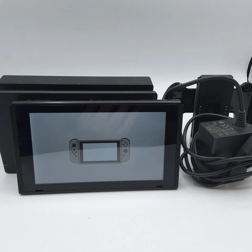 UNBOXED NINTENDO SWITCH HANDHELD CONSOLE HAC-001