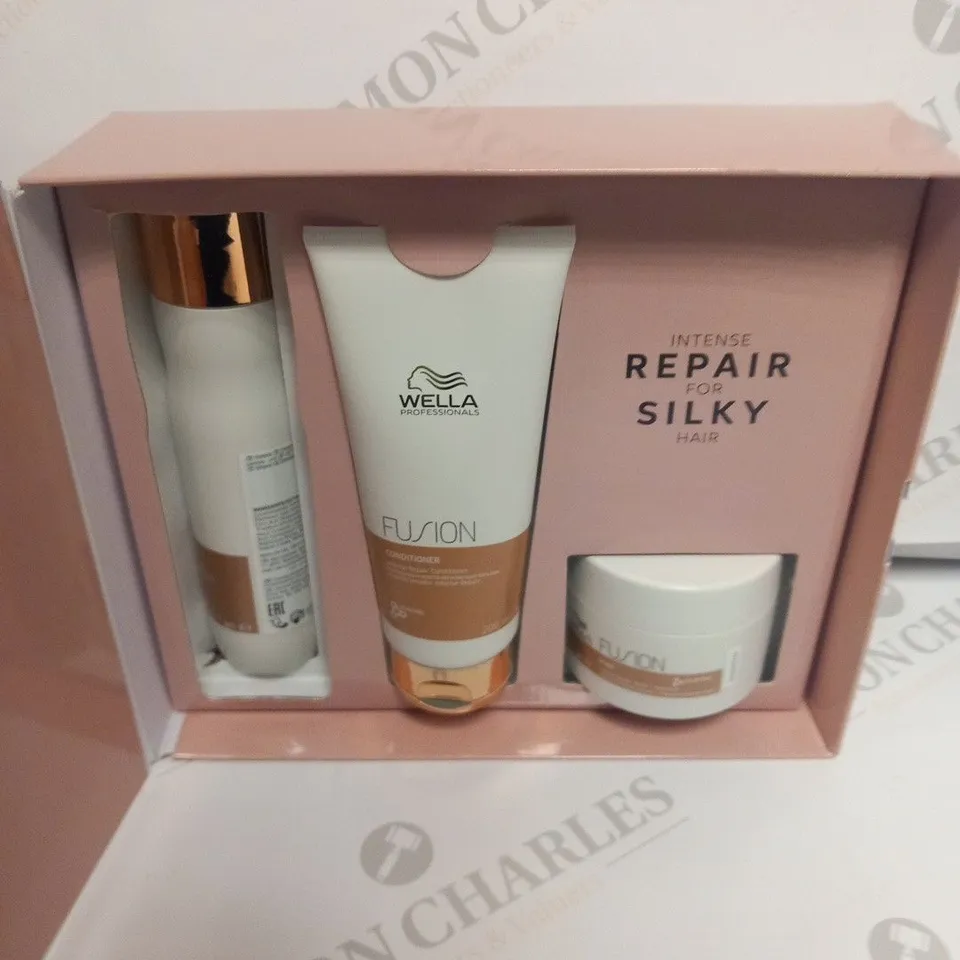 BOXED WELLA REPAIR AND REVIVE GIFT SET