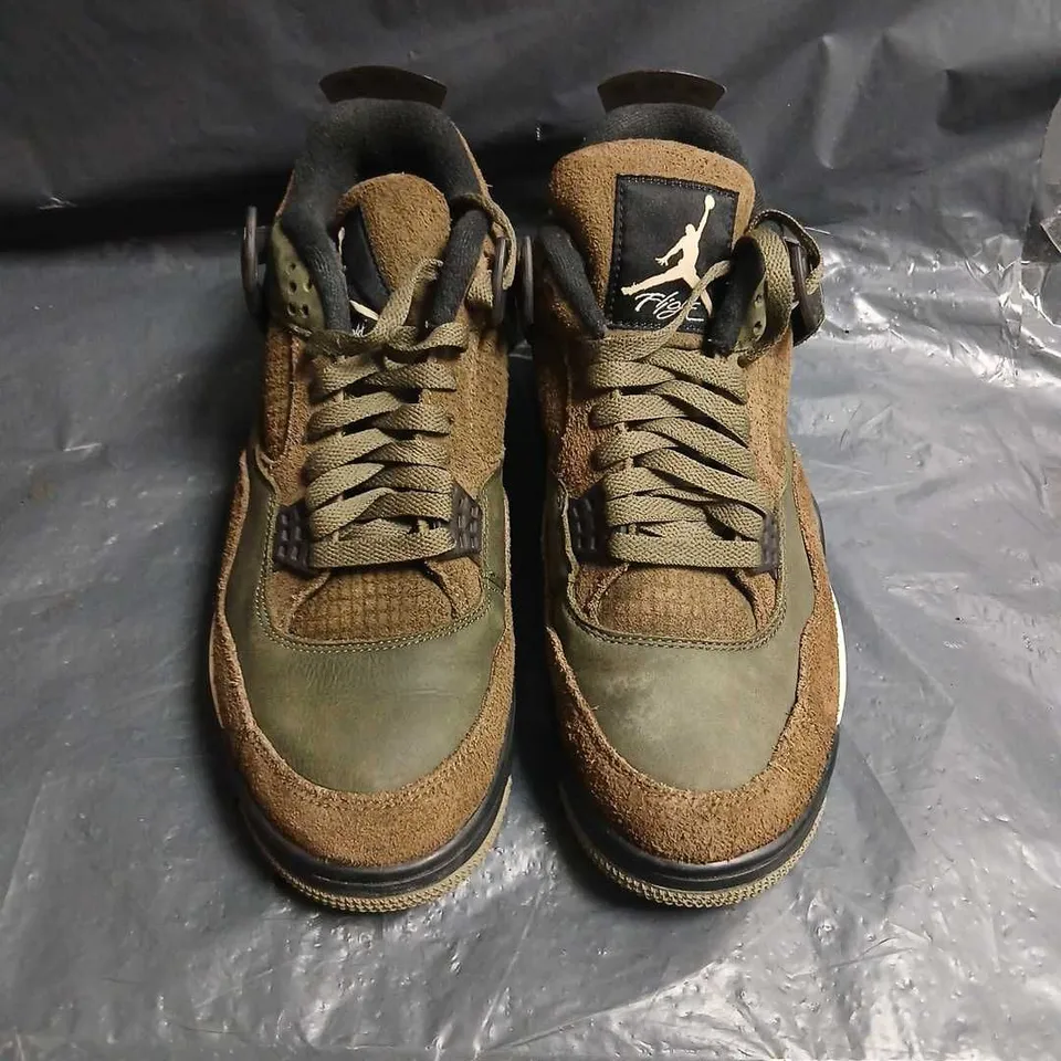 NIKE AIR JORDAN 4 RETRO FLIGHT SNEAKERS – OLIVE/BROWN SIZE 9