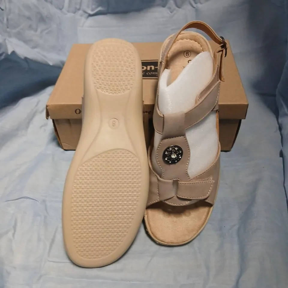 CUSHION-WALK STONE WOMEN'S SANDALS, UK 8, OPEN-TOE WITH VELCRO STRAPS