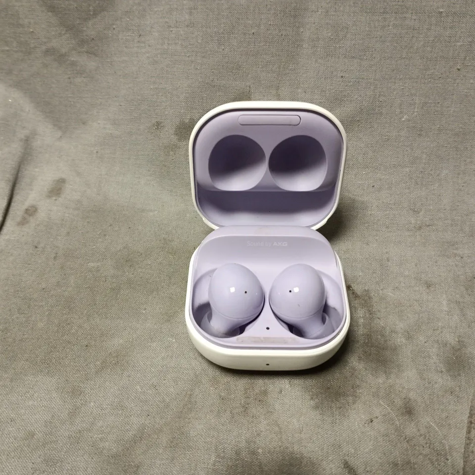 SAMSUNG GALAXY BUDS2 IN LILAC
