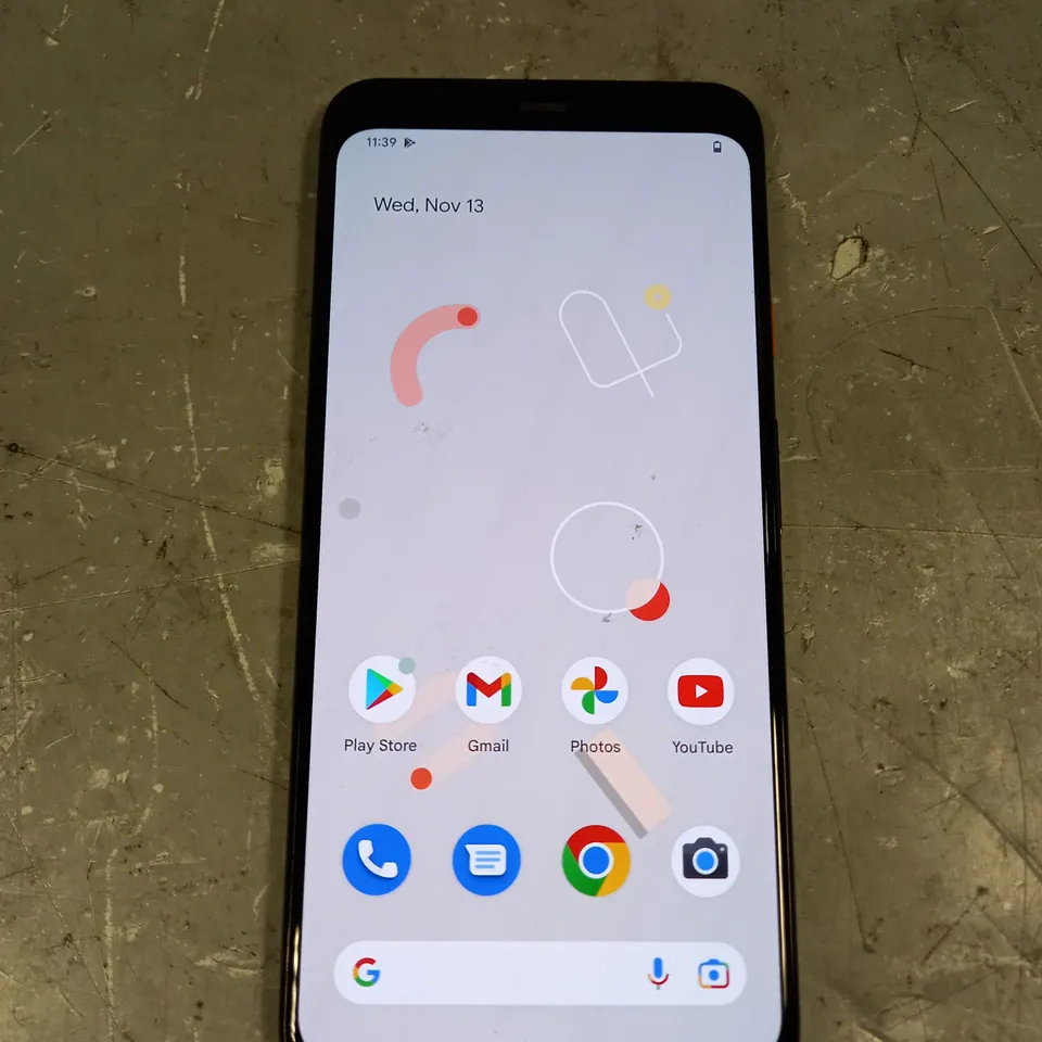 GOOGLE PIXEL 4 XL SMARTPHONE IN WHITE