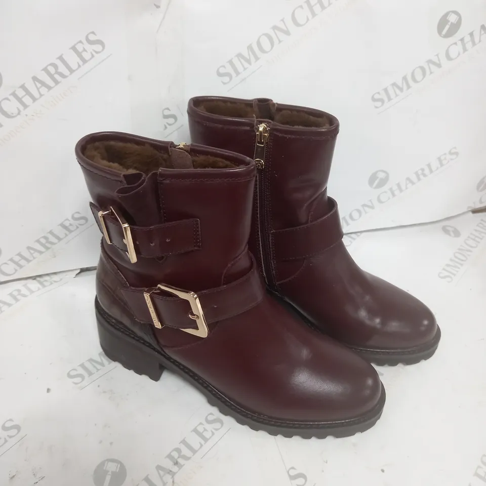 BOXED MODA IN PELLE CORNELIA BOOTS BROWN SIZE 6