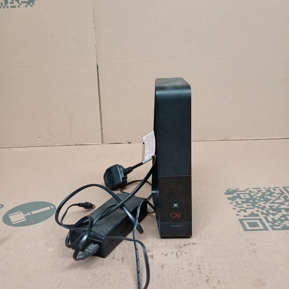 VIRGIN MEDIA HUB 3.0 WITH POWER SUPPLY