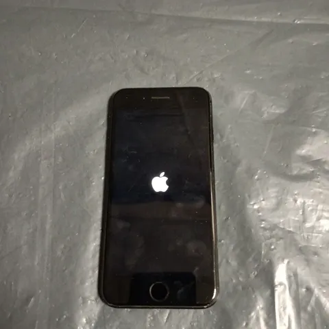 BOXED APPLE IPHONE SE  - BLACK