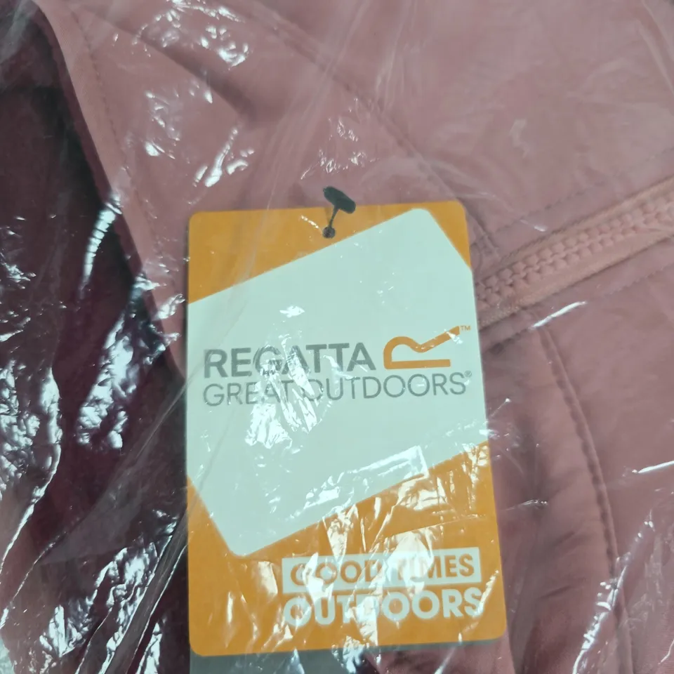 REGATTA GREAT OUTDOORS SOFTSHELL JACKET – DUSTY ROSE, UK 20