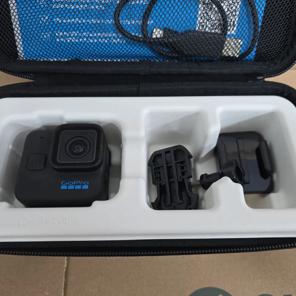 GOPRO HERO11 BLACK MINI ACTION CAMERA 