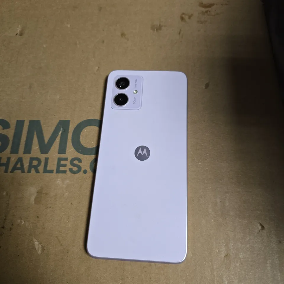 MOTOROLA SMARTPHONE – LAVENDER PURPLE – DUAL CAMERA – ANDROID