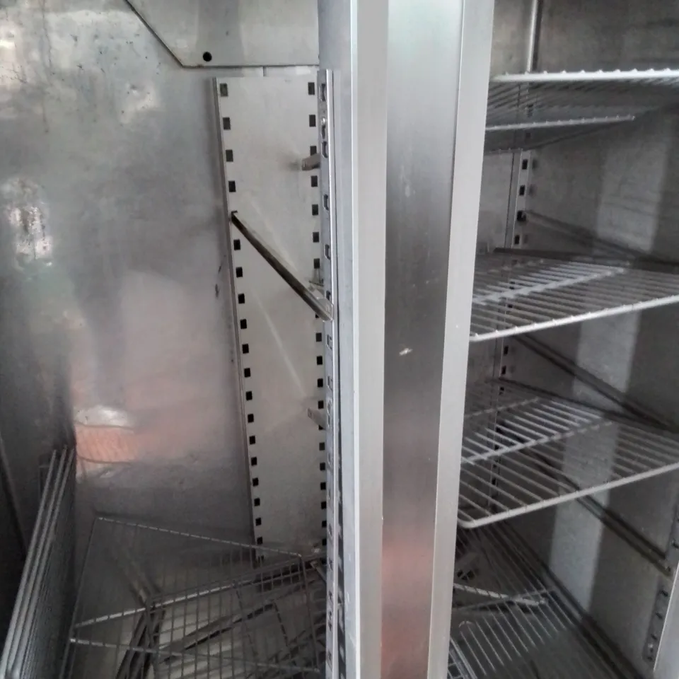 POLARIS COMMERCIAL DOUBLE DOOR TALL FRIDGE Model P140 TN AR