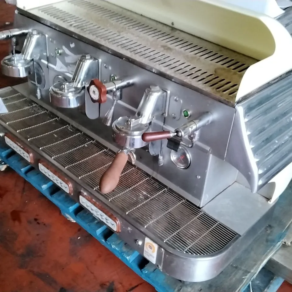 ELEKTRA BARLUME 2 GROUP COFFEE MACHINE
