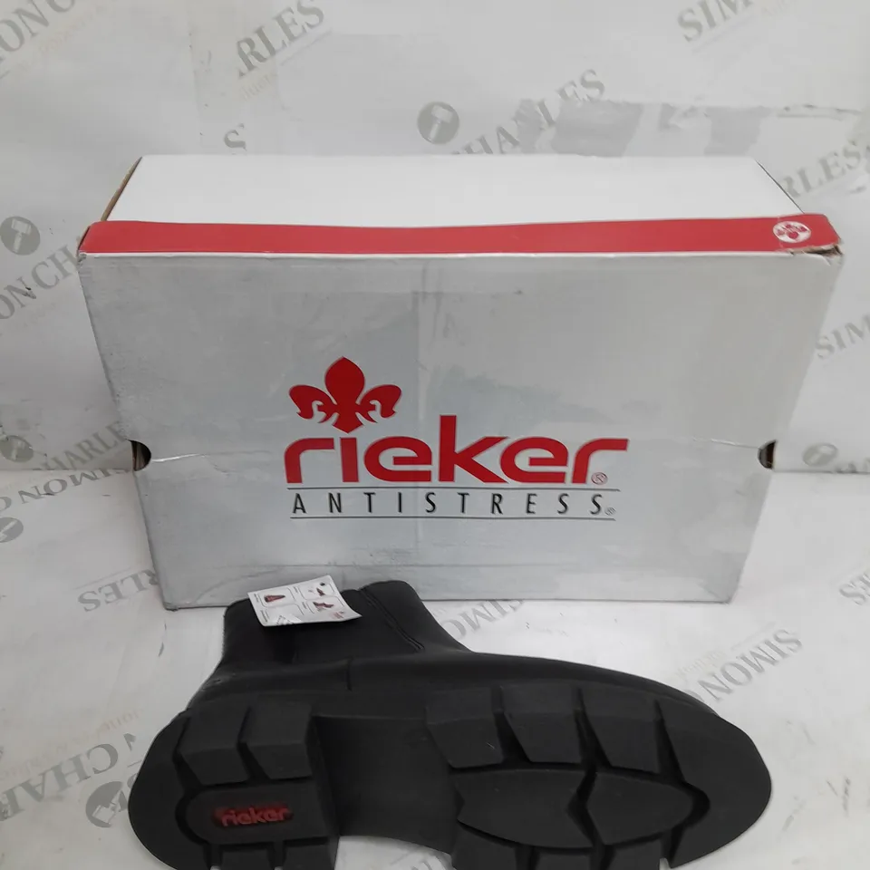BOXED PAIR OF RIEKER CHUNKY ANKLE BOOTS IN BLACK UK SIZE 6.5