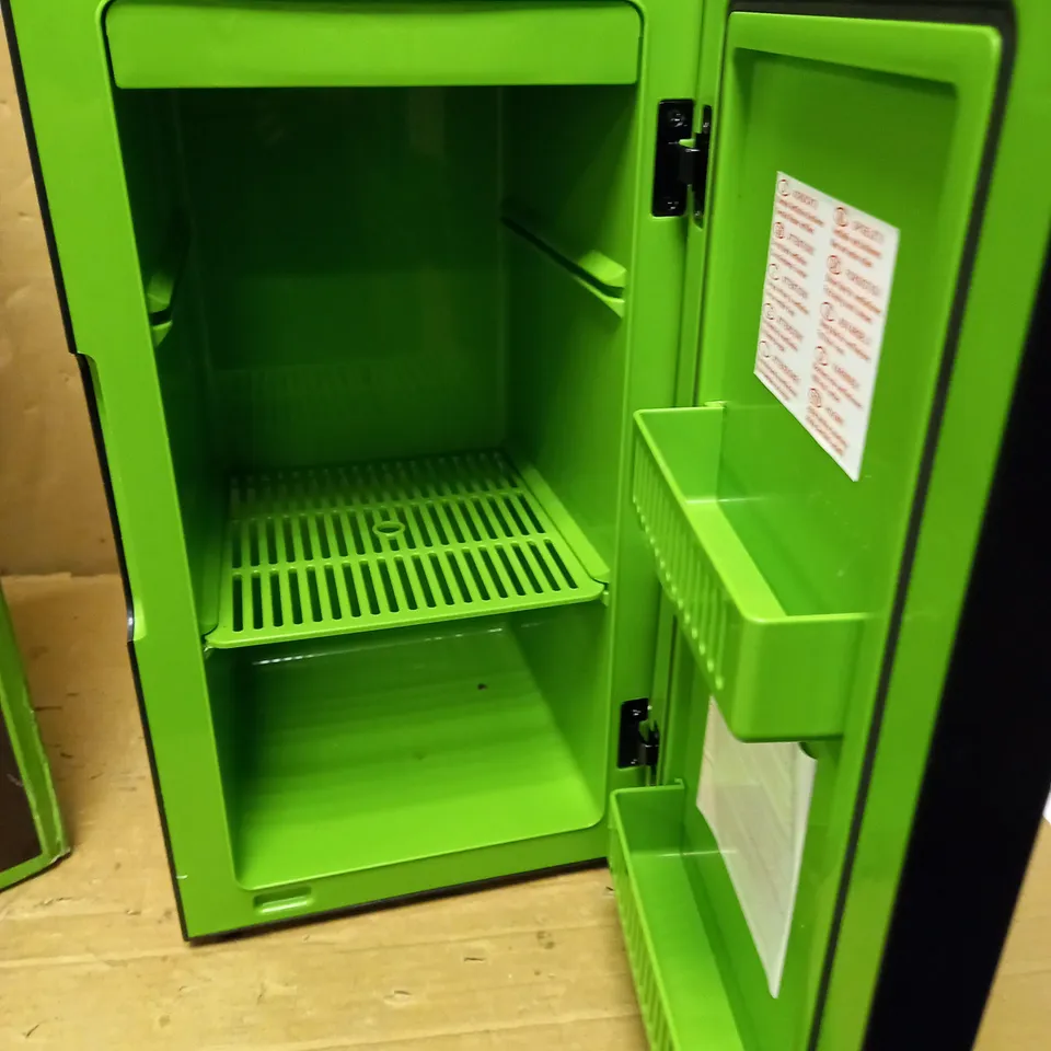XBOX SERIES X REPLICA MINI FRIDGE THERMOELECTRIC COOLER 1.5:1