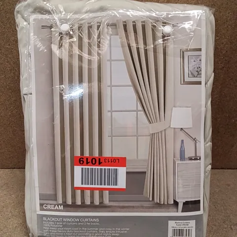 BAGGED BLACKOUT CURTAINS 66" X 54" - EYELET CREAM 