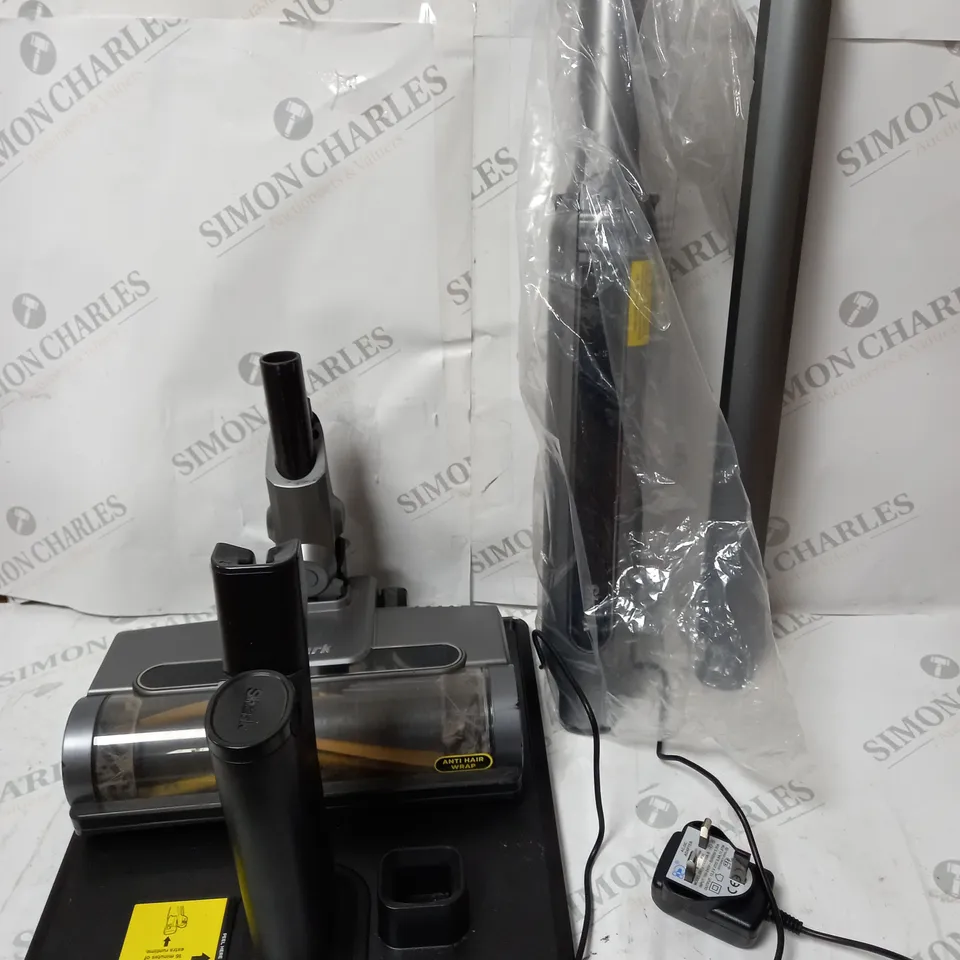 SHARK CORDLESS VACUUM