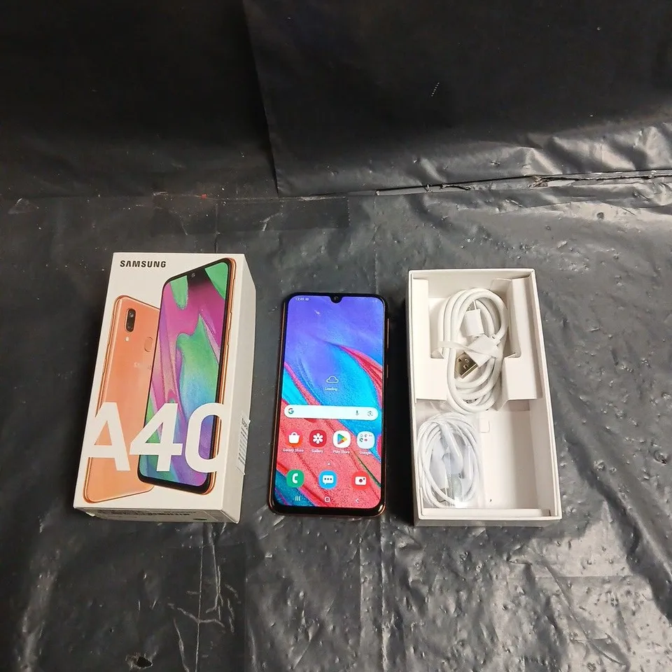 SAMSUNG GALAXY A40 SMARTPHONE – CORAL, 64GB - BOXED