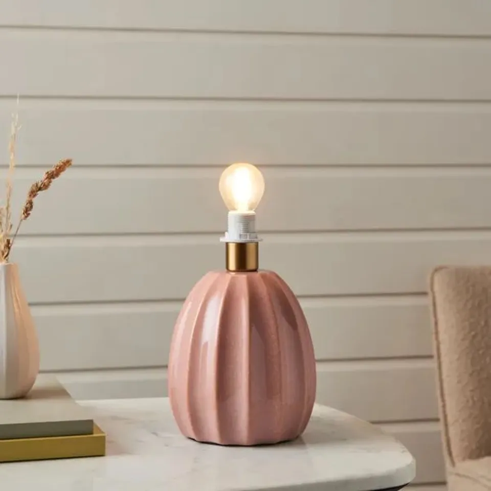 BOXED JUNIE SCALLOP TABLE LAMP BASE - PINK (1 BOX)