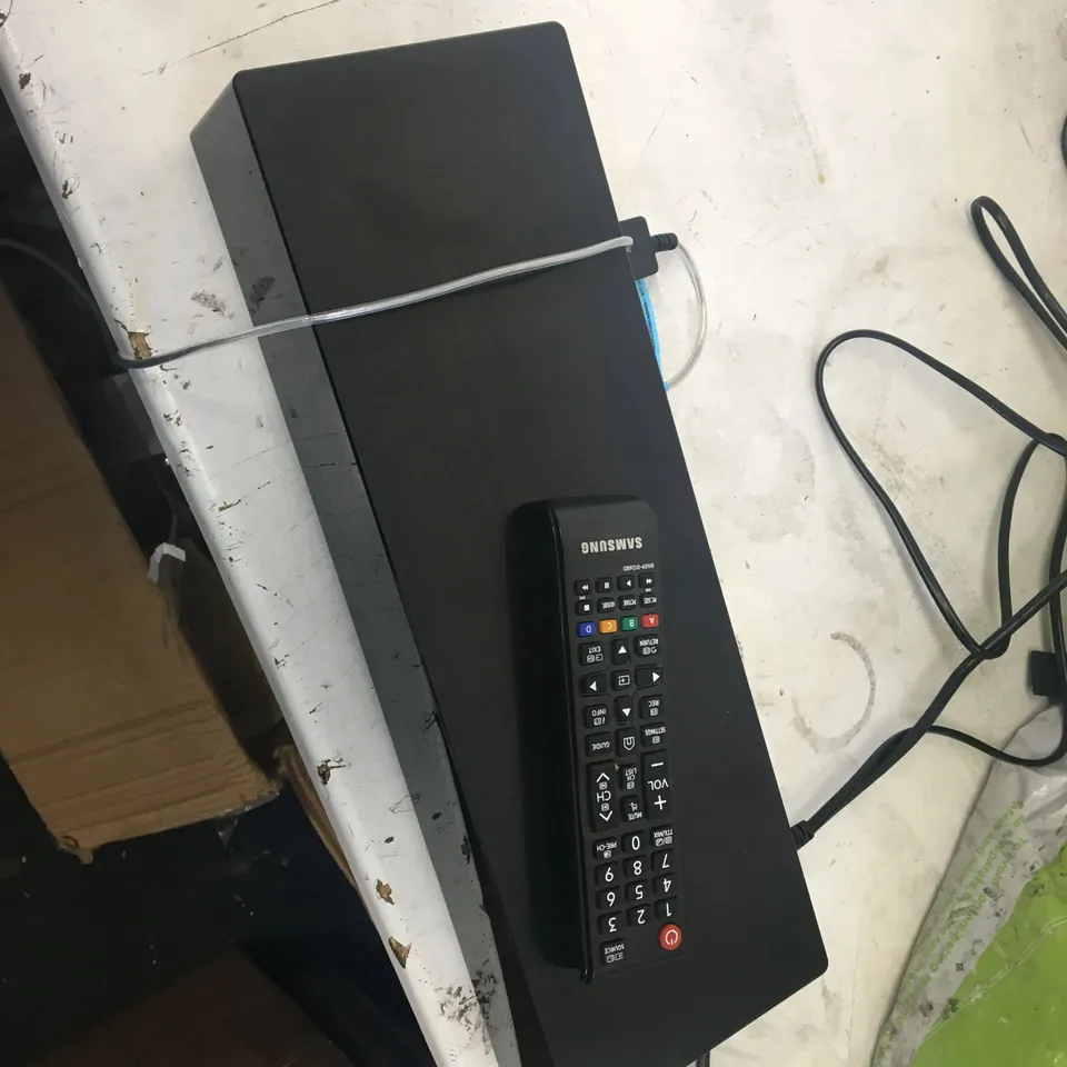 SAMSUNG QE55Q90R TV