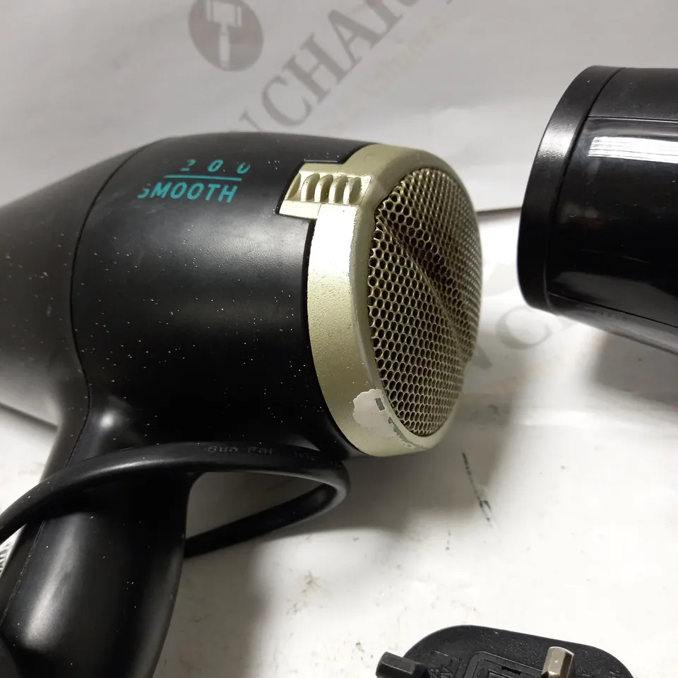 LOT OF 2 HAIRDRYERS TO INCLUDE TRESEMME & REMINGTON 