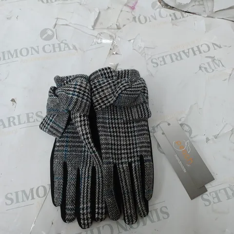 PEACH HANDMADE COTTON GLOVES 