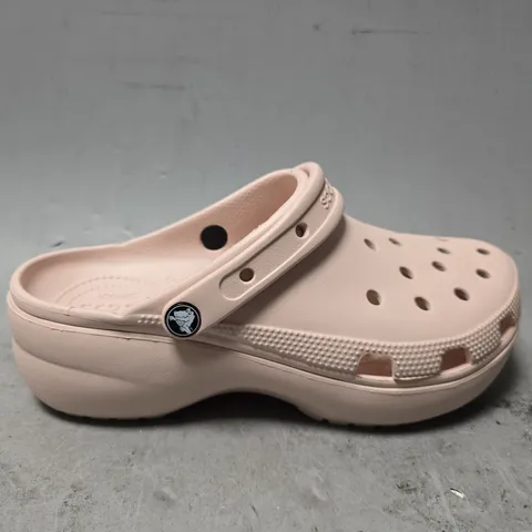 CROCS CLASSIC PLATFORM CLOG WOMENS - UK 8 