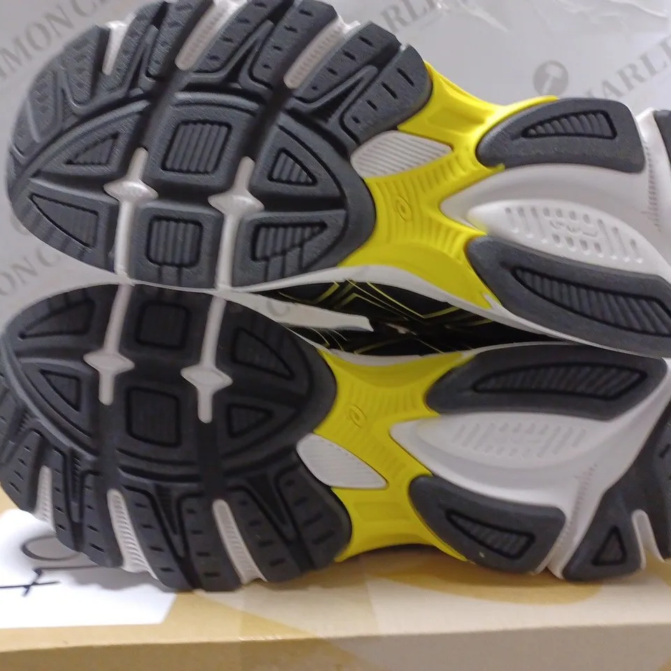 ASICS GEL-JOG MEN'S GRAPHITE GREY TRAINERS - SIZE UK 10.5 
