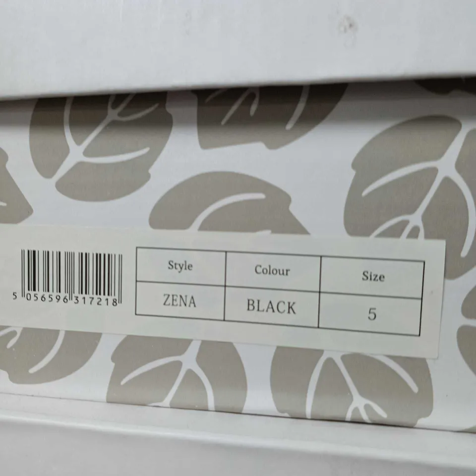 BOXED PAIR OF SHOETREE COMOFRT ZENA BLACK ANKLE BOOTS – UK 5