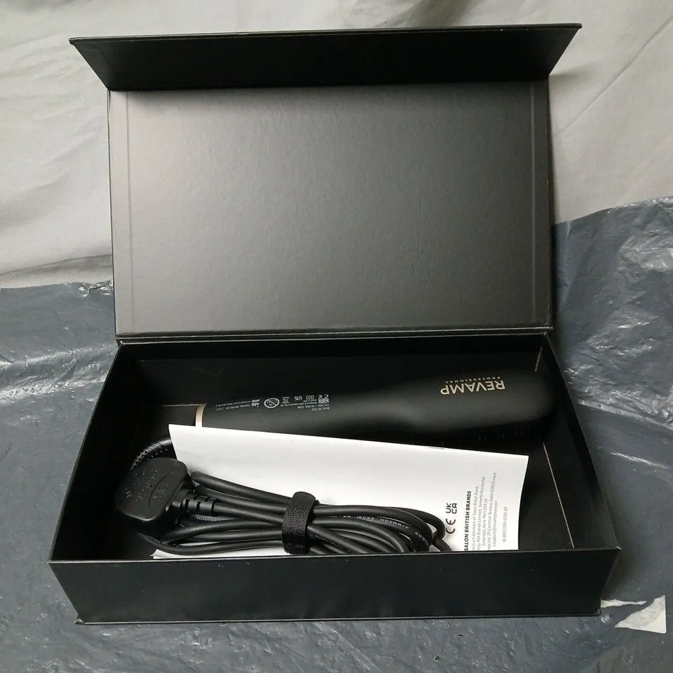 REVAMP DEEPFORM 2 IN 1 DRY AND STYLE HOT AIR STYLER BOXED