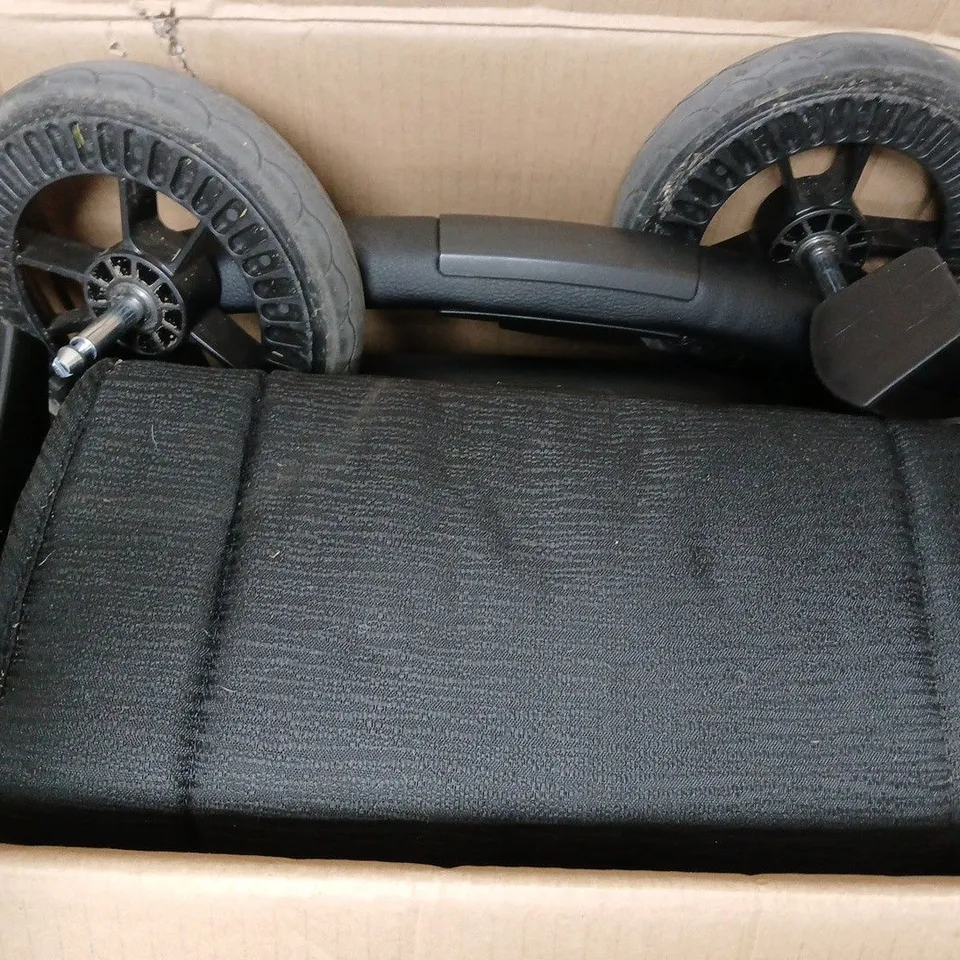 MY BABIIE MBX7 BLACK DD COMPACT STROLLER IN BLACK - COLLECTION ONLY