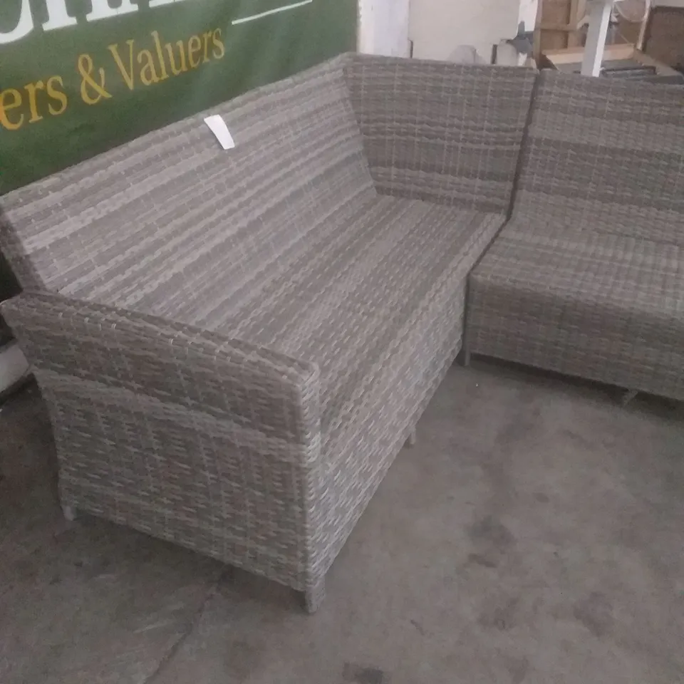 RATTAN EFFECT CORNER SOFA 
