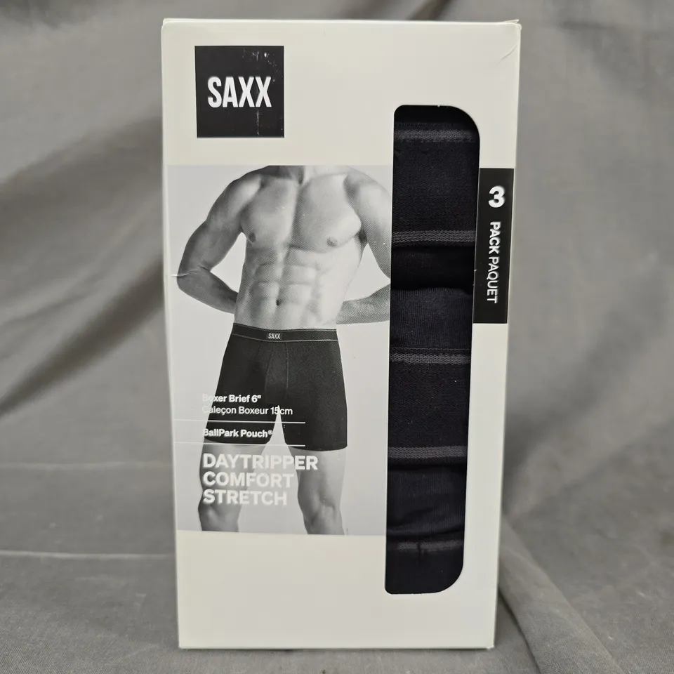 SAXX DAYTRIPPER COMFORT STRETCH BOXER BRIEF 6" OACK OF 3 IN BLACK SIZE S/P