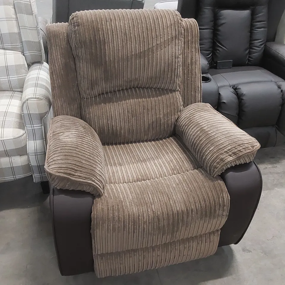 DESIGNER BROWN FAUX LEATHER & FABRIC UPHOLSTERED MANUAL RECLINER CHAIR