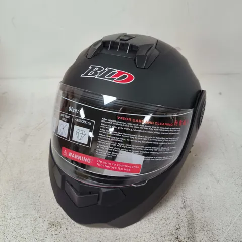 BD FULL-FACE MOTORCYCLE HELMET – BLACK