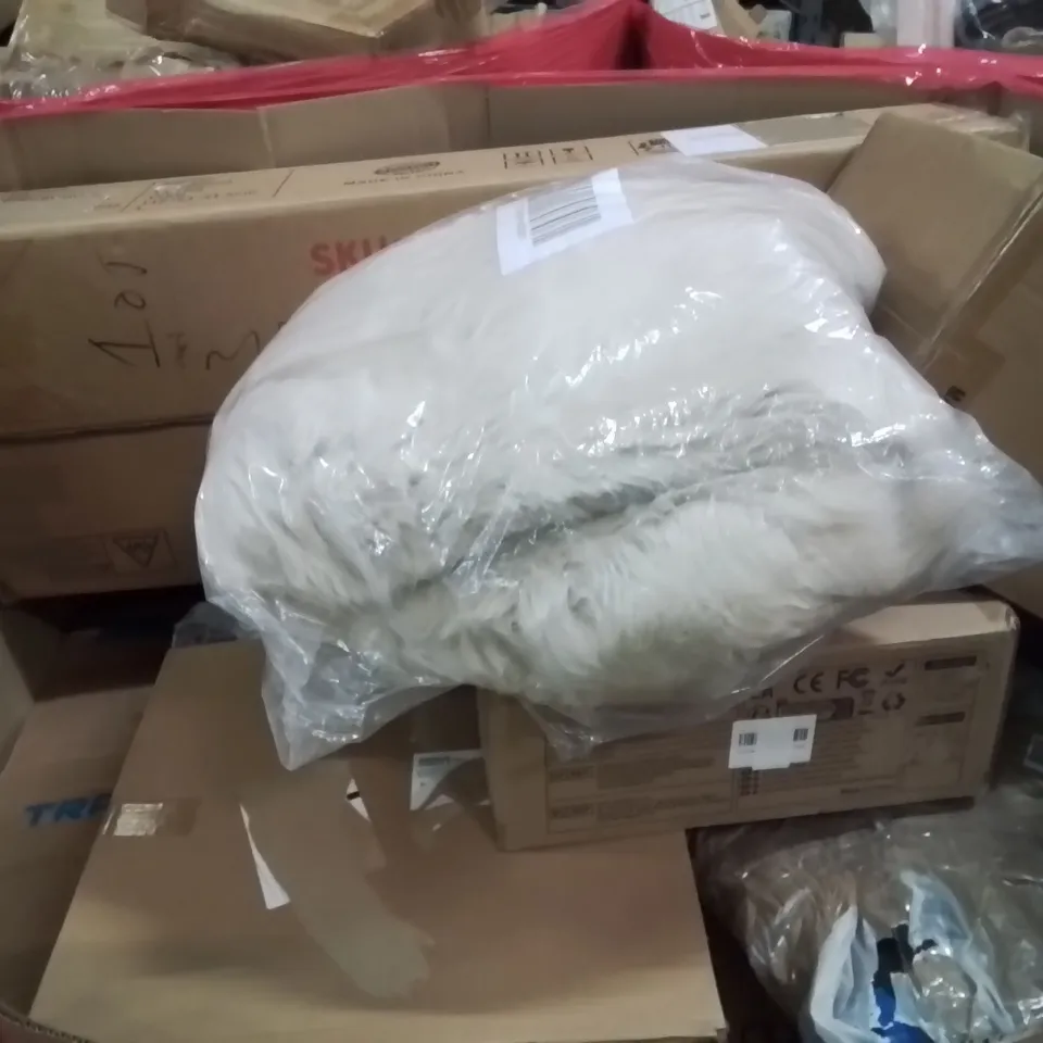 PALLET OF ASSORTED HOUSEHOLD GOODS AND PRODUCTS TO INCLUDE;ONEPRO ST BACKPACK,GARDEN HEDGE TRIMMER,KITCHEN SINK