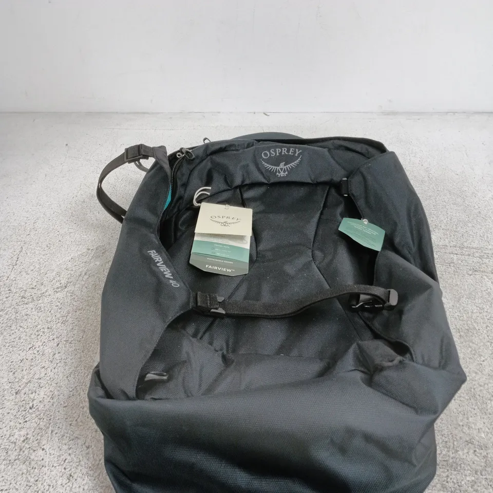 OSPREY FAIRVIEW 40 TRAVEL PACK – BLACK, 40 L (ONE SIZE)