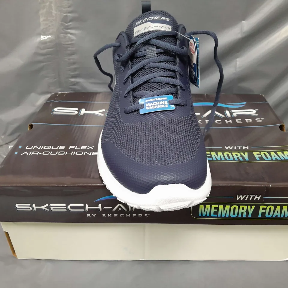 BOXED PAIR OF SKECHERS SKECH-AIR TRAINERS IN NAVY UK SIZE 11