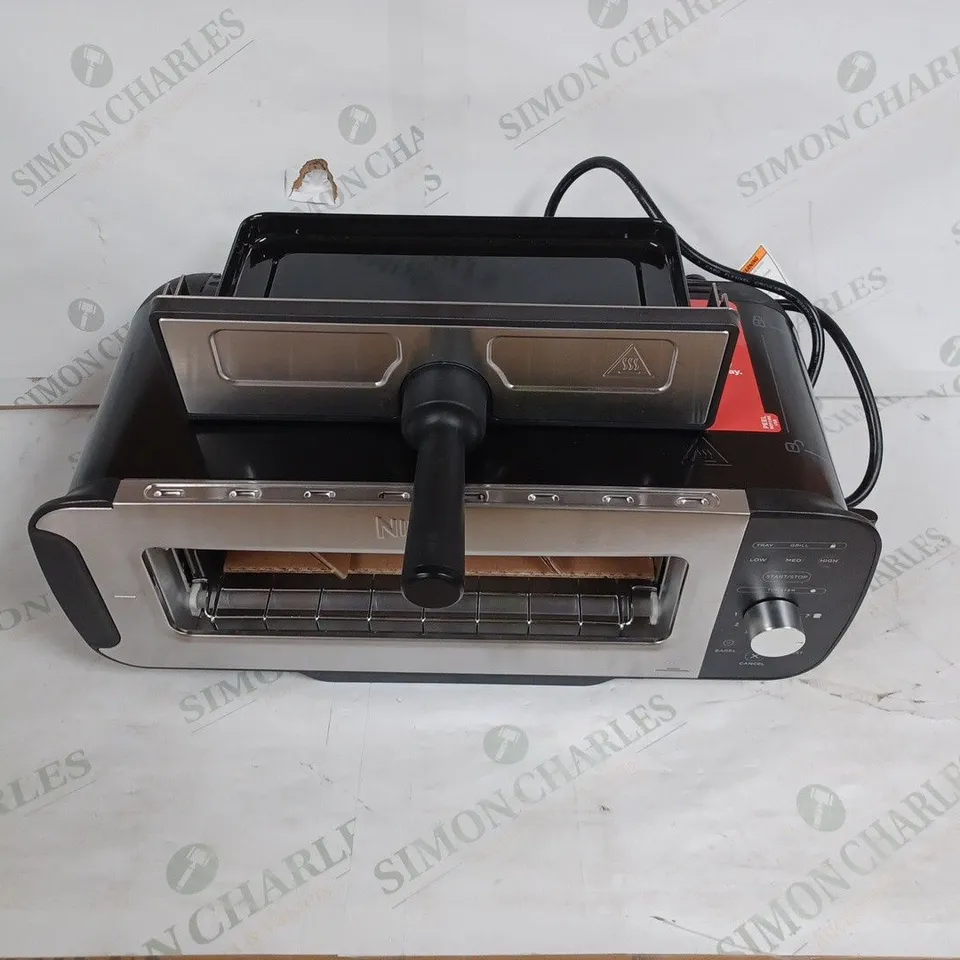 NINJA 2-IN-1 TOASTER & GRILL ST100UK